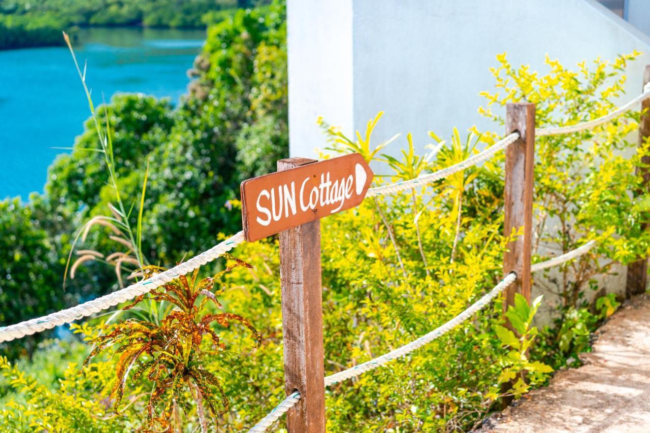 Marina Del Sol Resort & Yacht Club Busuanga Dış mekan fotoğraf